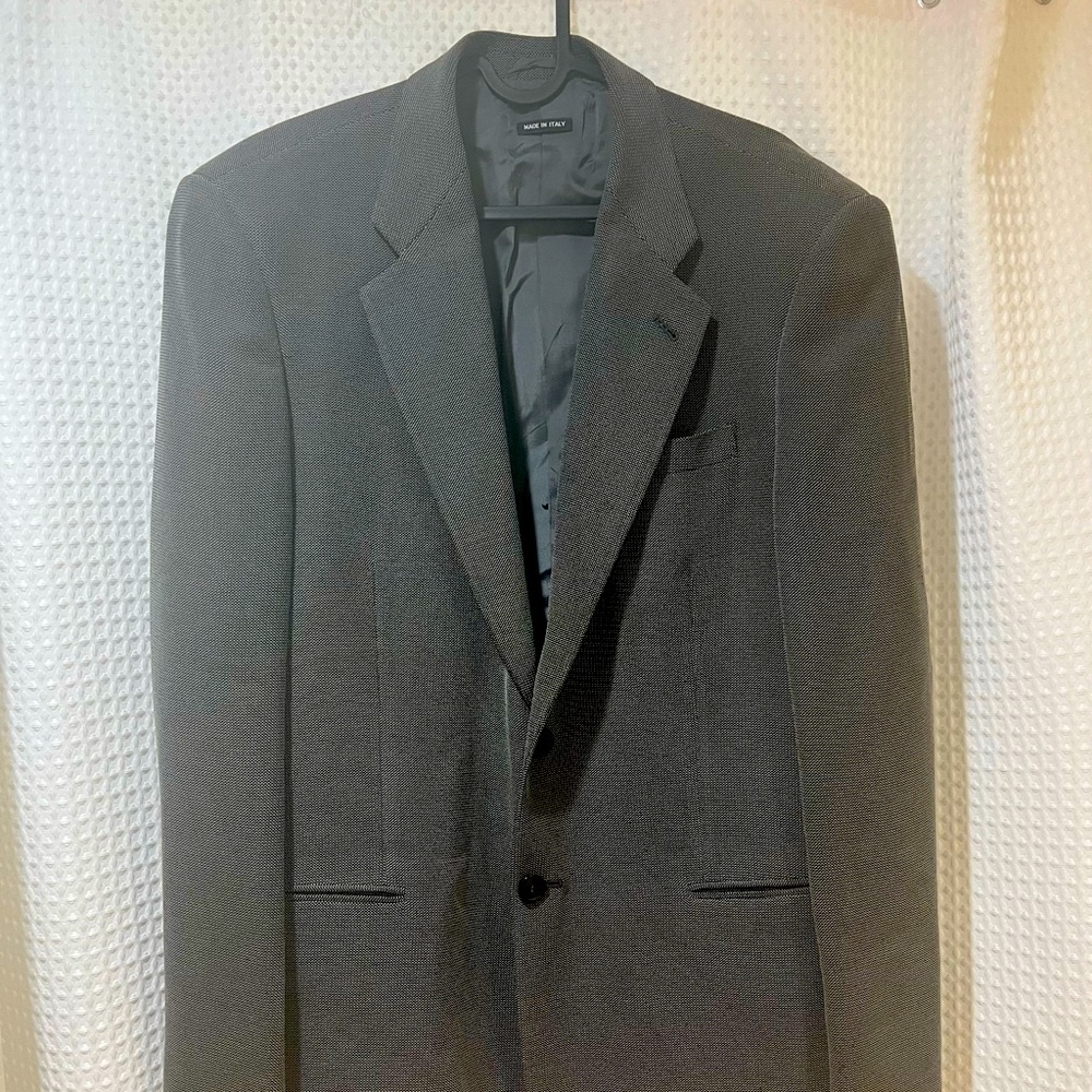 Giorgio Armani Full Suit - Jeopardy Star